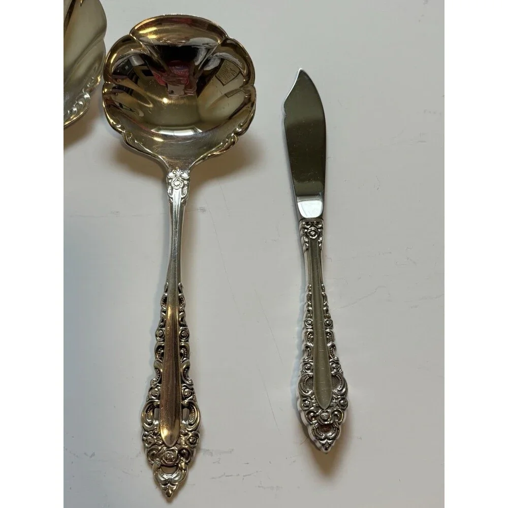 65 Piece Oneida Royal Grandeur Stainless Flatware Set